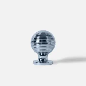 Uchwyt meblowy - gałka mosiężna 37x28mm kolor srebrny połysk