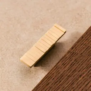 Uchwyt meblowy mosiężny relingowy PIANO długość 80mm