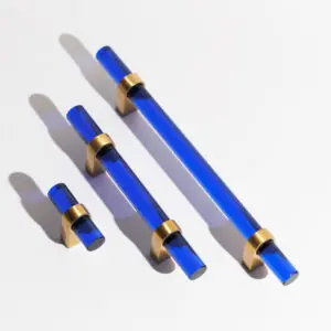 Uchwyt meblowy kryształ niebieski i nóżki DO WYBORU