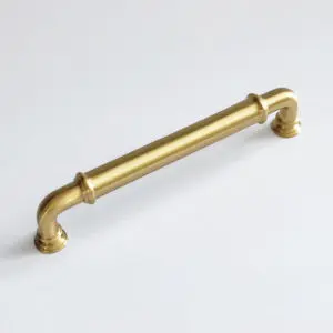 Uchwyt meblowy mosiężny Klasyczny 4 mosiądz szczotkowany