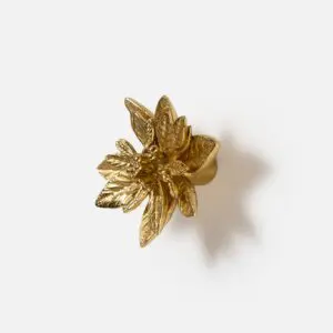 Gałka do mebli mosiężna uchwyt Kwiat 3 47x27mm