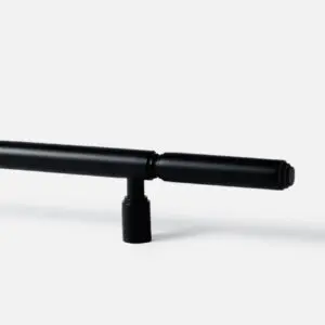 Uchwyt mosiężny relingowy SEGNO 398mm kolor czarny