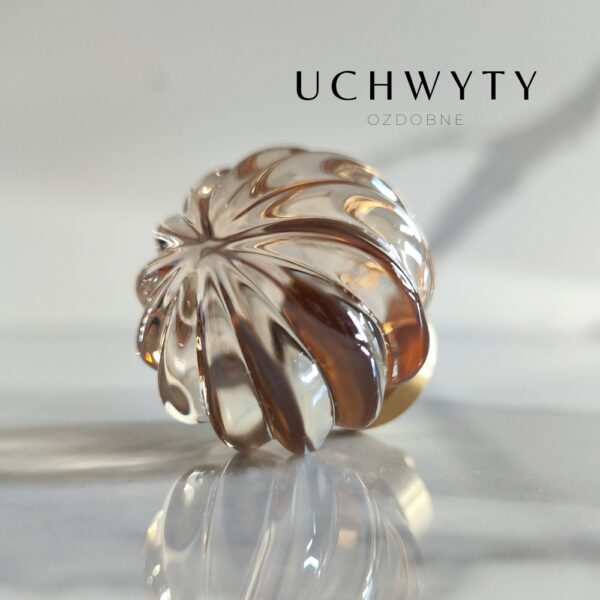 1703714549386 1703714549386