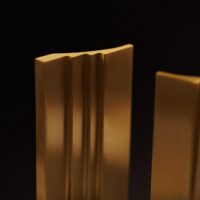 Designerski-ekskluzywny-uchwyt-do-mebli-mosiezny-Grave