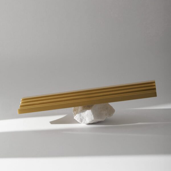 Designerski-uchwyt-meblowy-mosiezny-Grave Designerski-uchwyt-meblowy-mosiezny-Grave