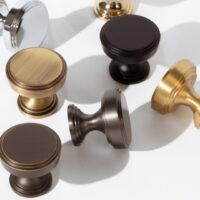 Galka-do-mebli-mosiezna-30x26-uchwyt-do-mebli-kolor-szary