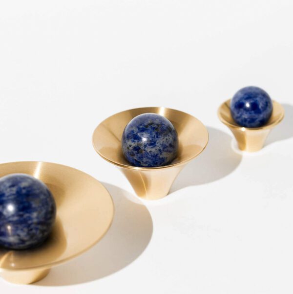 Galka-kielich-mosiezny-kolor-czrny-kamien-niebieski-sodalit-mosiadz-szczotkowany-k1-k5-k3 Galka-kielich-mosiezny-kolor-czrny-kamien-niebieski-sodalit-mosiadz-szczotkowany-k1-k5-k3