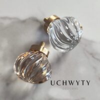 Galka-uchwyt-krysztalowy-przezroczysty-szampanski-ksztalt-kula-z-mosiezna-nozka-1