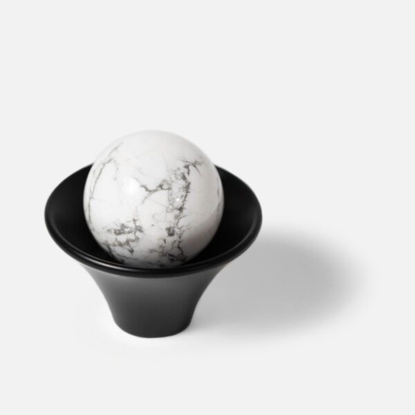 Kielich-galka-mosiezna-KOLOR-CZARNY-do-mebli-z-kulka-kamien-bialy-z-zylka Kielich-galka-mosiezna-KOLOR-CZARNY-do-mebli-z-kulka-kamien-bialy-z-zylka