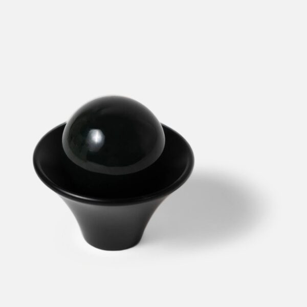 Kielich-galka-mosiezna-KOLOR-CZARNY-do-mebli-z-kulka-kamien-czarny Kielich-galka-mosiezna-KOLOR-CZARNY-do-mebli-z-kulka-kamien-czarny