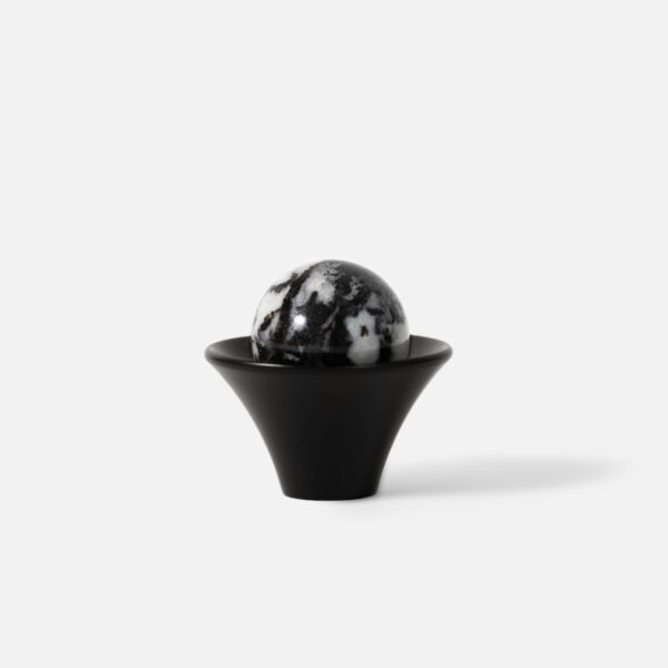 Kielich-galka-mosiezna-KOLOR-CZARNY-do-mebli-z-kulka-kamien-jaspis-zebra Kielich-galka-mosiezna-KOLOR-CZARNY-do-mebli-z-kulka-kamien-jaspis-zebra