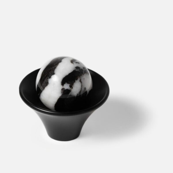 Kielich-galka-mosiezna-KOLOR-CZARNY-do-mebli-z-kulka-kamien-zebra Kielich-galka-mosiezna-KOLOR-CZARNY-do-mebli-z-kulka-kamien-zebra