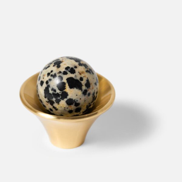 Kielich-galka-mosiezna-do-mebli-z-kulka-kamien-jaspis-dalmatynski Kielich-galka-mosiezna-do-mebli-z-kulka-kamien-jaspis-dalmatynski