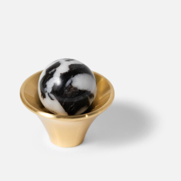 Kielich-galka-mosiezna-do-mebli-z-kulka-kamien-jaspis-zebra Kielich-galka-mosiezna-do-mebli-z-kulka-kamien-jaspis-zebra