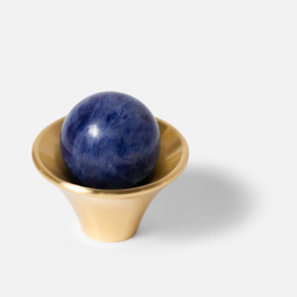 Kielich-galka-mosiezna-do-mebli-z-kulka-kamien-niebieski-sodalit Kielich-galka-mosiezna-do-mebli-z-kulka-kamien-niebieski-sodalit