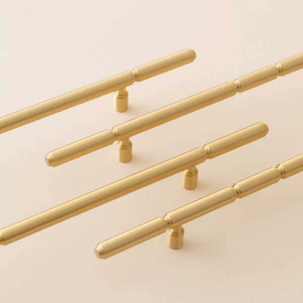 Kolekcja-Segno-uchwyt-mosiezny-szczotkowany-rozne-dlugosci Kolekcja-Segno-uchwyt-mosiezny-szczotkowany-rozne-dlugosci