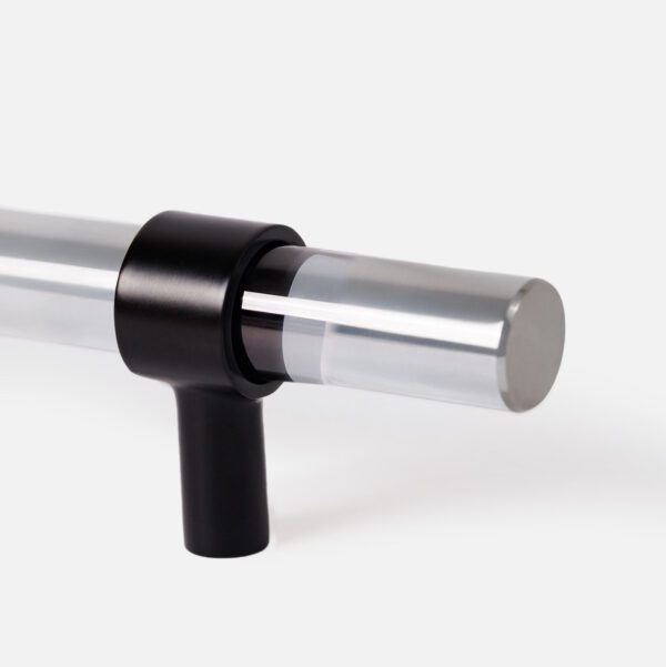 UCHWYT-KRYSZTAL-KOLOR-DYMIONY-NOZKA-MODEL-1-CZARNY UCHWYT-KRYSZTAL-KOLOR-DYMIONY-NOZKA-MODEL-1-CZARNY