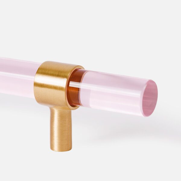 UCHWYT-KRYSZTAL-KOLOR-ROZOWY-220MM-NOZKA-MOSIEZNA-MODEL-1-DETAL UCHWYT-KRYSZTAL-KOLOR-ROZOWY-220MM-NOZKA-MOSIEZNA-MODEL-1-DETAL