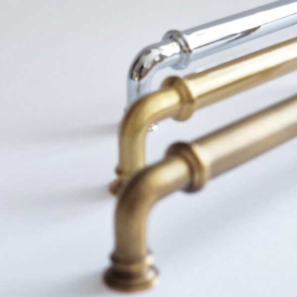 Uchwyt-do-mebli-klasyczny-142mm-4-trzy-kolory Uchwyt-do-mebli-klasyczny-142mm-4-trzy-kolory