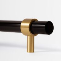 Uchwyt-do-mebli-mosiezny-czarny-krysztal-150mm-1