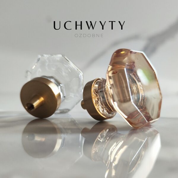 Uchwyt-galka-do-mebli-krysztalowy-ozdobny-mosiezny-szampanski-i-przezroczysty-oktagon Uchwyt-galka-do-mebli-krysztalowy-ozdobny-mosiezny-szampanski-i-przezroczysty-oktagon
