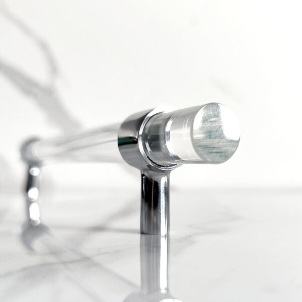 Uchwyt-meblowy-krysztal-nozka-srebrna-model-1 Uchwyt-meblowy-krysztal-nozka-srebrna-model-1