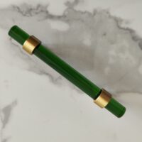 Uchwyt-mosiadz-z-krysztalem-zielonym-150mm