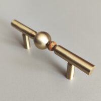 Uchwyt-mosiezny-Meno-dwie-kulki