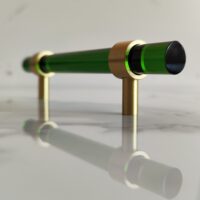 Uchwyt-mosiezny-do-mebli-z-krysztalem-zielonym-150mm