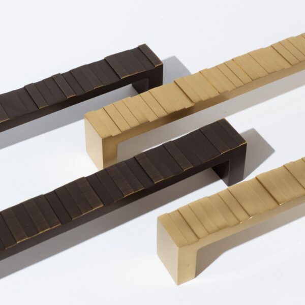 Uchwyt-mosiezny-meblowy-Piano-80mm-200mm-300mm-kolor-czekoladowy-mosiezny-szczotkowany Uchwyt-mosiezny-meblowy-Piano-80mm-200mm-300mm-kolor-czekoladowy-mosiezny-szczotkowany