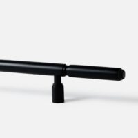 Uchwyt-mosieznyreling-detal-kolekcja-segno-kolor-czarny-398mm-498mm