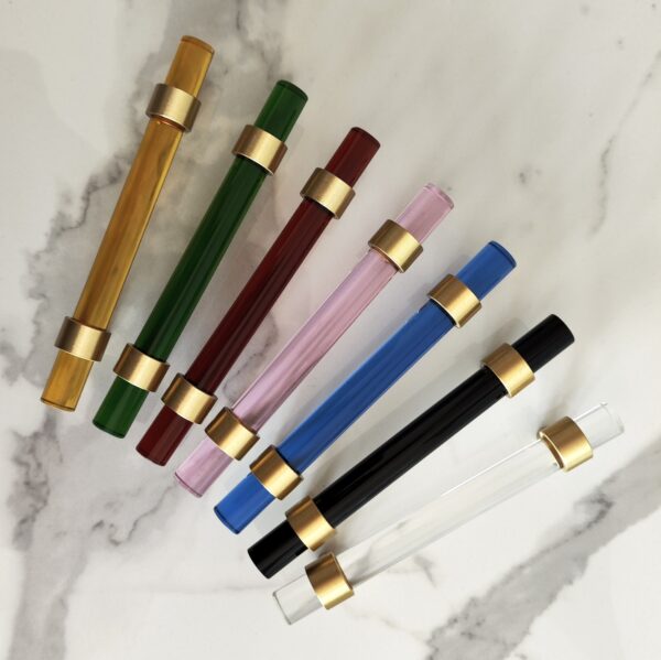 Uchwyt-reling-krysztalowy-kolory-zolty-zielony-bialy-czarny-niebieski-zielony-czerwony Uchwyt-reling-krysztalowy-kolory-zolty-zielony-bialy-czarny-niebieski-zielony-czerwony