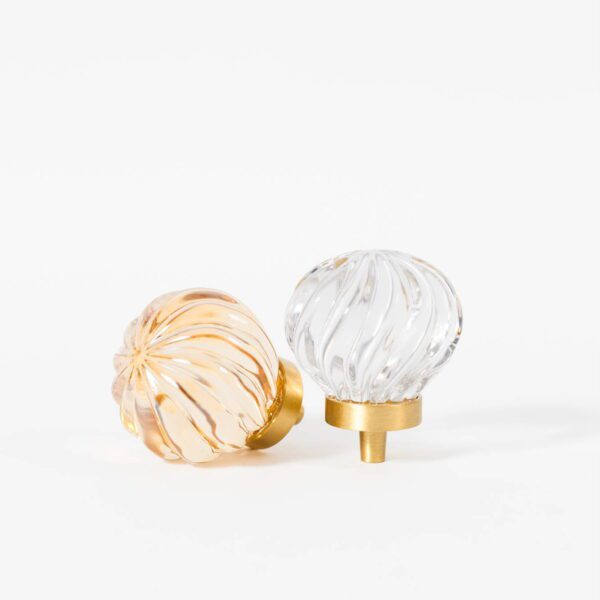 galka-krysztal-i-mosiadz-w-prazki-przezroczysta-szampanska galka-krysztal-i-mosiadz-w-prazki-przezroczysta-szampanska
