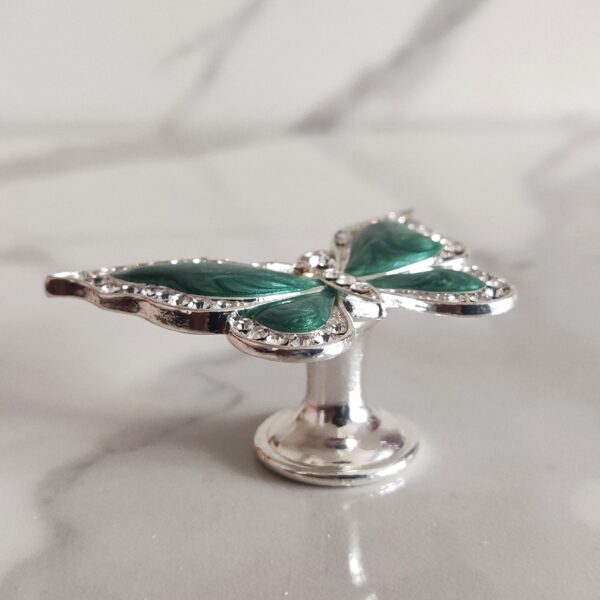 galka-meblowy-srebrny-z-cyrkonia-i-masa-perlowa-kolor-zielony-motyl galka-meblowy-srebrny-z-cyrkonia-i-masa-perlowa-kolor-zielony-motyl