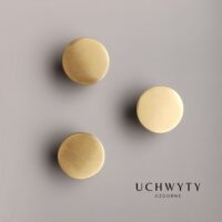 uchwyt-meblowy-galka-mosiezna-podluzna-scieta-trzy-sztuki-1